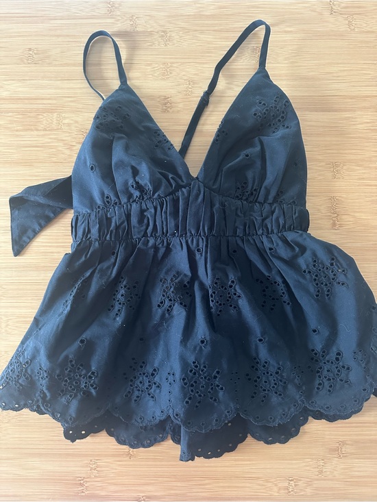 Abercrombie & Fitch Tops - A&F black babydoll tank